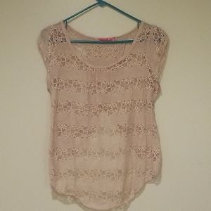 ♡Juniors pink lace short sleeve open back top